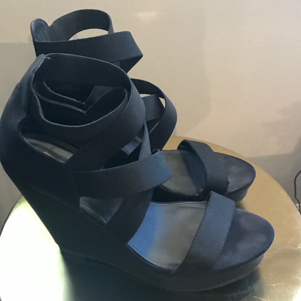 Steve Madden Ultra-High Wedge Heel - Size 11